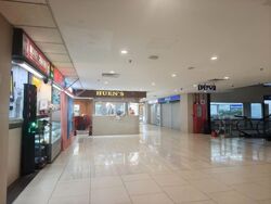 Lucky Plaza (D9), Shop House #600129521